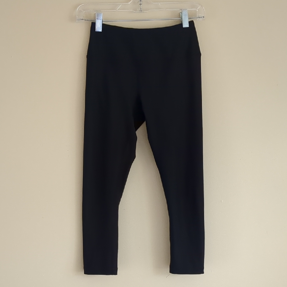 XS Maurices Solid Black Below The Knee Leggings